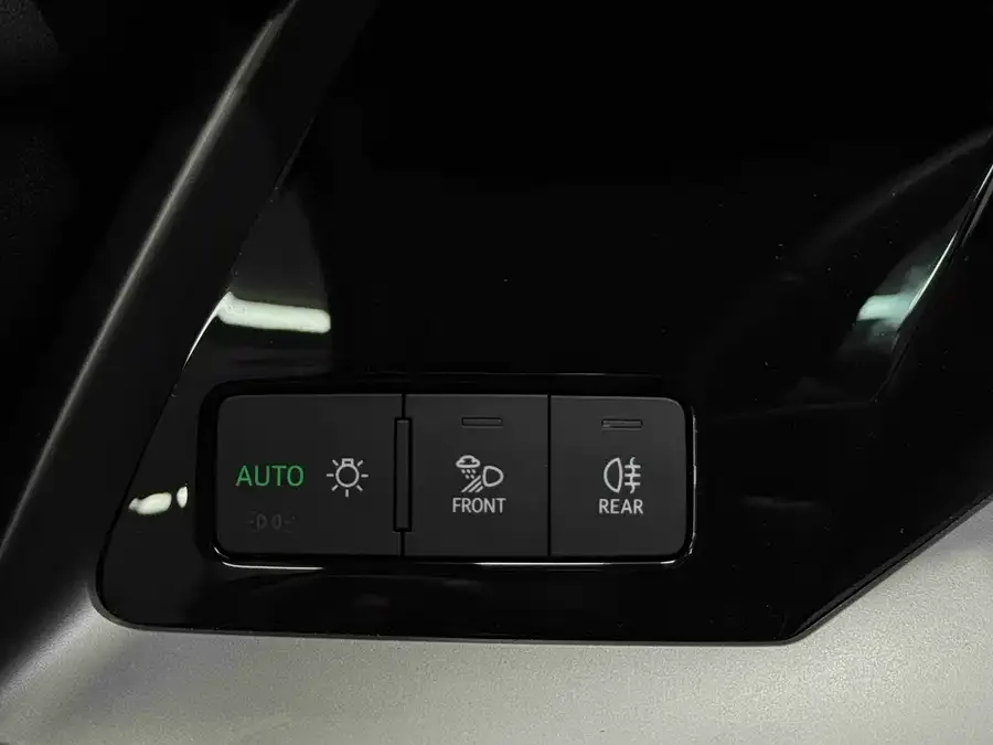 Audi A3 2024 A3L Limousine 35 TFSI Fashion Sports 2023 — миниатюра 5