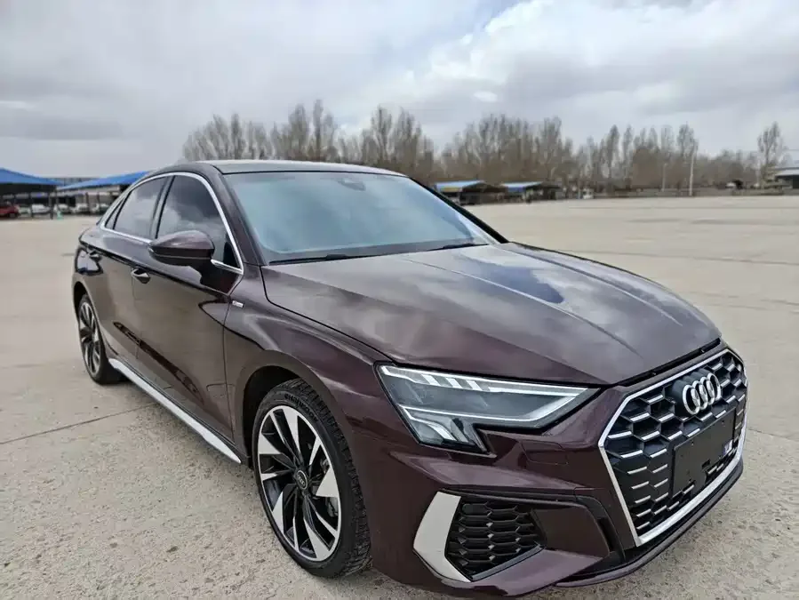 Audi A3 2022 A3L Limousine 35 TFSI Fashion Sports 2023 — миниатюра 3