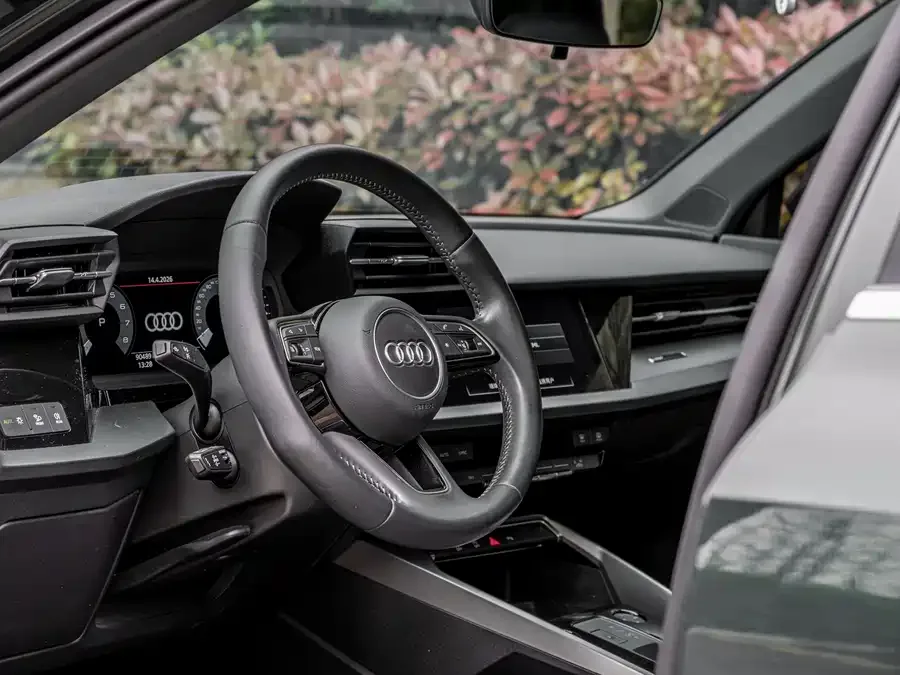 Audi A3 2022 Sportback 35 TFSI Fashionable and Elegant 2022 — миниатюра 4