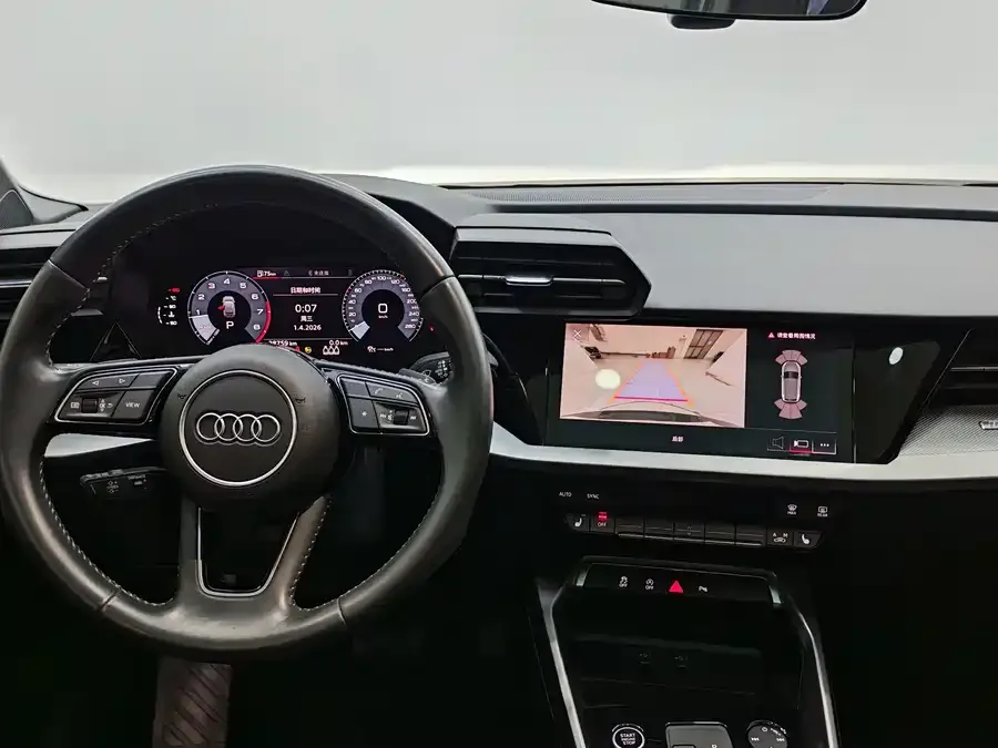 Audi A3 2022 Sportback 35 TFSI stylish and sporty 2022 — миниатюра 5