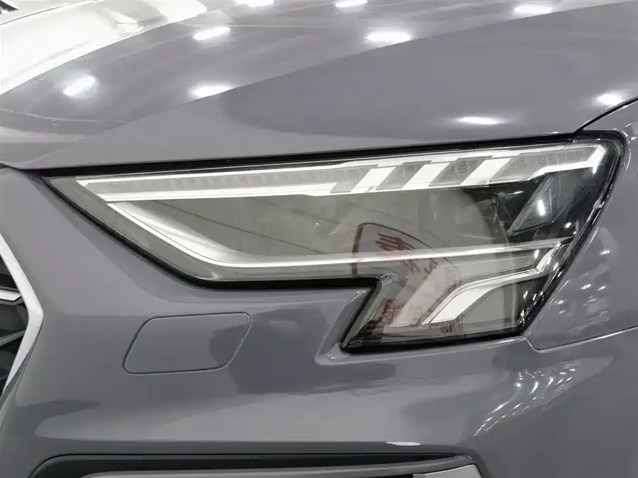 Audi A3 2022 Sportback 35 TFSI stylish and sporty 2023 — миниатюра 4