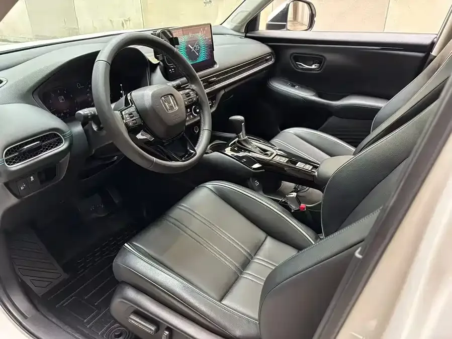 Honda HR-V 2023 240TURBO Trendy Edition 2023 — миниатюра 4
