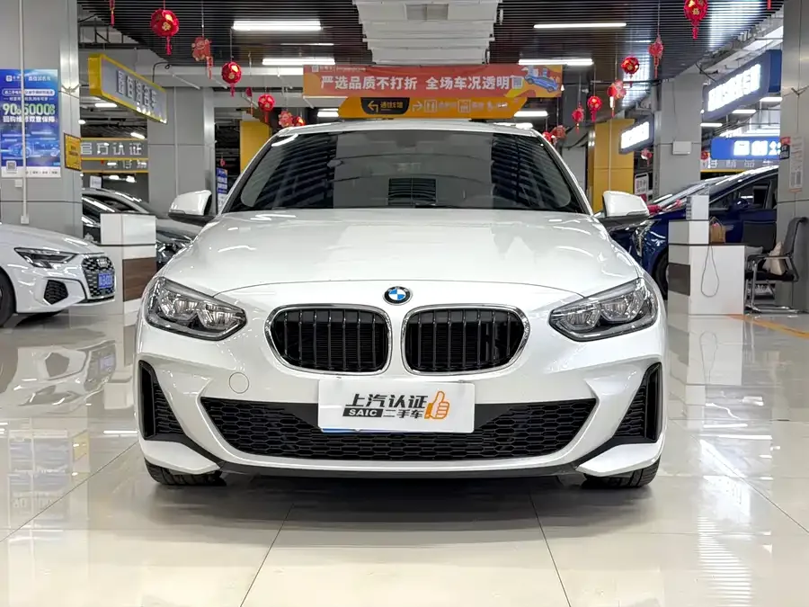 BMW 1 series BMW 1 Series 2023 120i M Sport 2023 — миниатюра 3