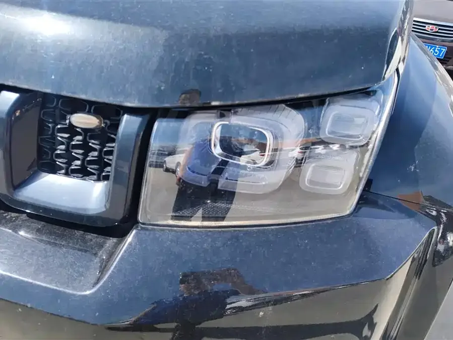 BAIC BJ40 Beijing Off-road BJ40 2023 2.0T Automatic 4WD City Hunter Edition Knight Edition 2024 — миниатюра 2