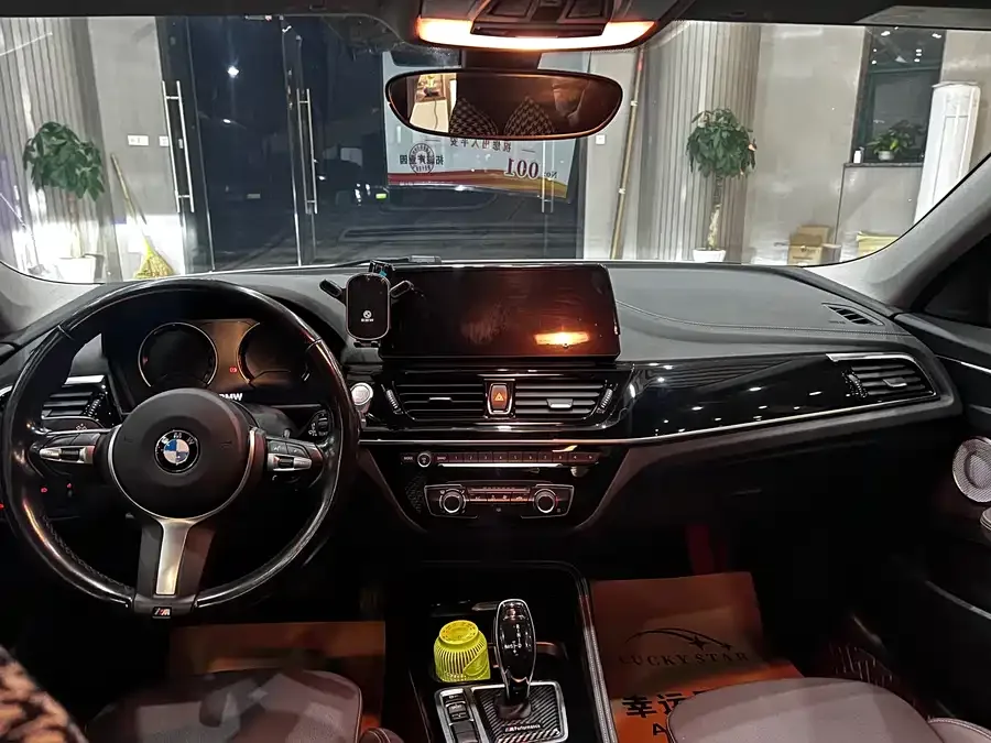 BMW 1 series BMW 1 Series 2023 120i M Sport Night Edition 2023 — миниатюра 5