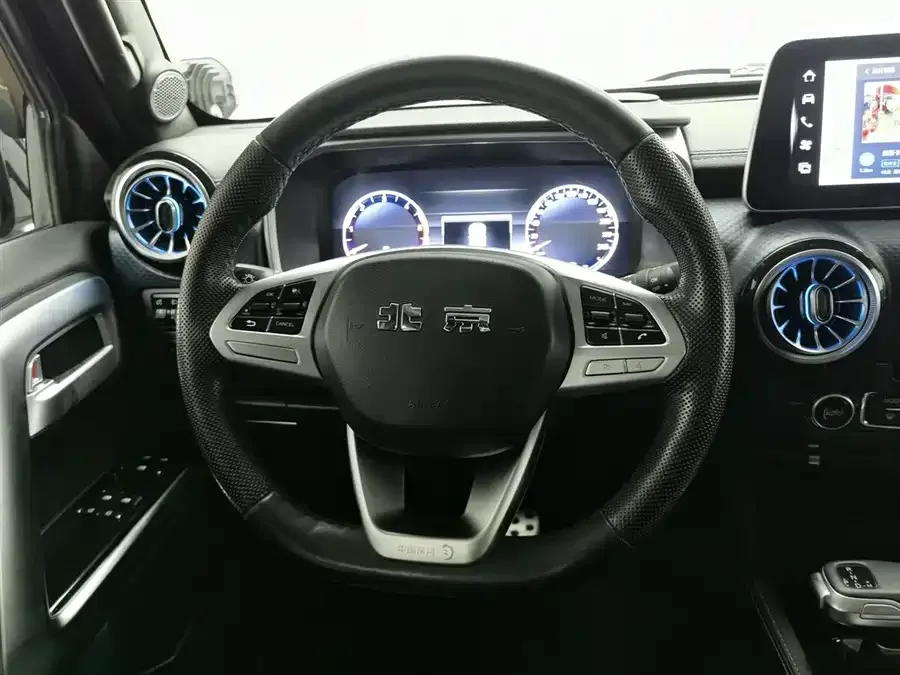 BAIC BJ40 Beijing Off-road BJ40 2023 2.0D Automatic 4WD Blade Hero Edition Knight Edition 2023 — миниатюра 5