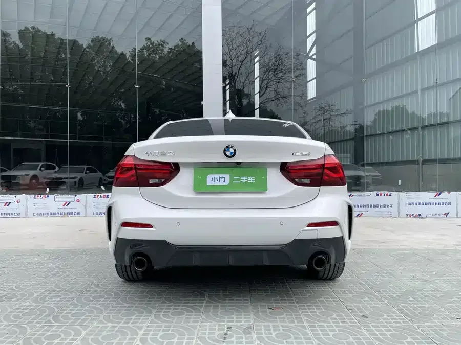 BMW 1 series BMW 1 Series 2023 120i M Sport Night Edition 2023 — миниатюра 2