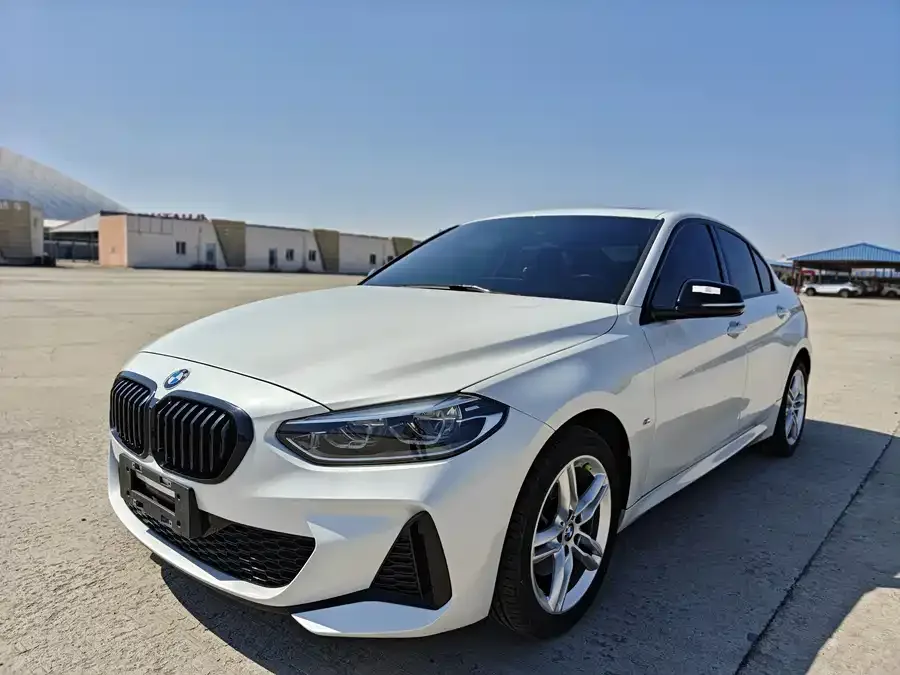 BMW 1 series BMW 1 Series 2021 facelift 120i M Sport Night Edition 2022 — фото 1, купить с доставкой в Москву