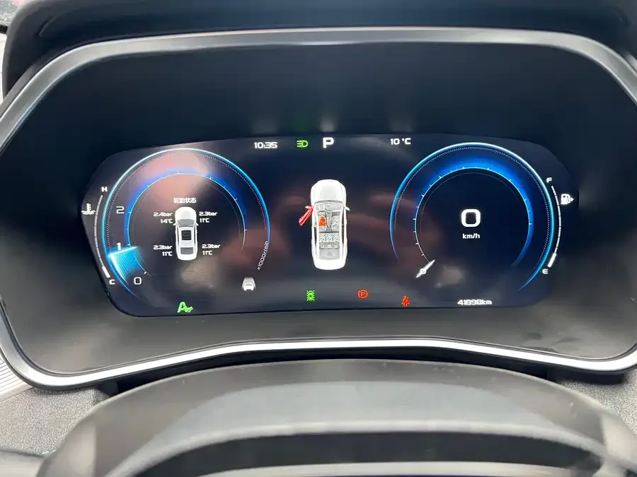 Geely Xingrui Xingrui 2023 2.0TD only available in green version 2023 — миниатюра 2
