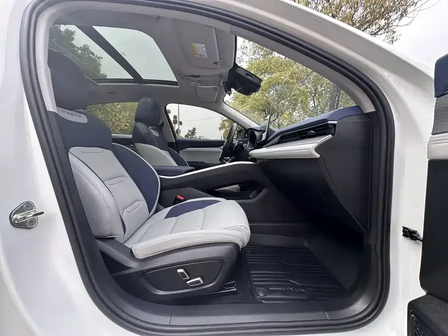 Geely Xingrui Xingrui 2023 2.0TD Premium Edition 2022 — миниатюра 5