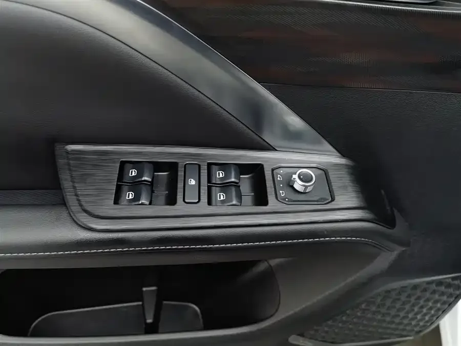 Haval H6 Haval H6 2025 1.5T National Trend Urban Edition 2025 — миниатюра 3