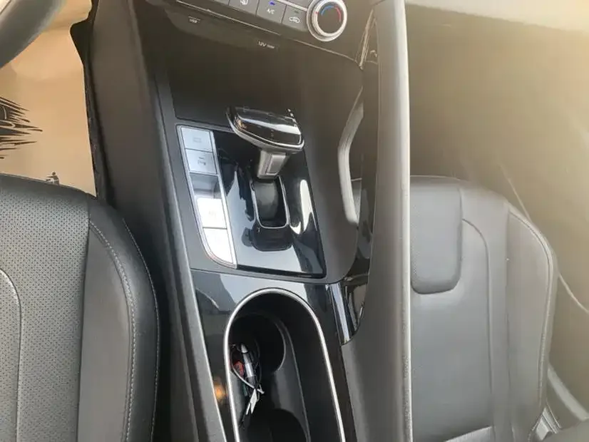 Hyundai Elantra Elantra 2022 1.5L CVT GLX Elite Edition 2023 — миниатюра 3