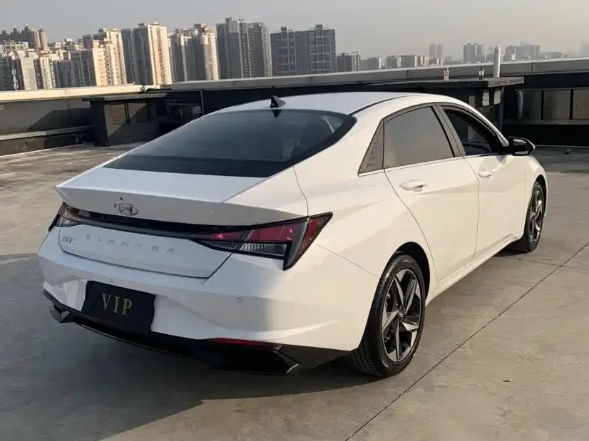 Hyundai Elantra Elantra 2022 1.5L CVT GLX Elite Edition 2023 — миниатюра 5
