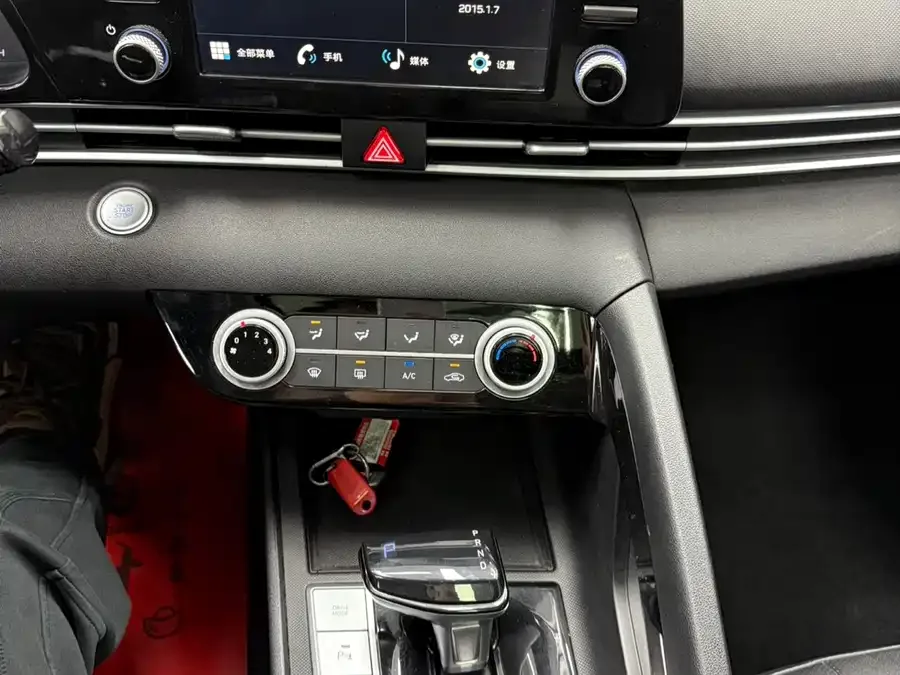 Hyundai Elantra Elantra 2022 1.5L CVT GLX Elite Edition 2023 — миниатюра 3