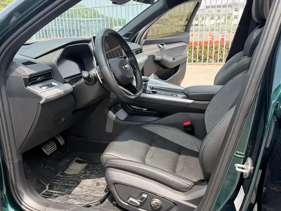 Geely Xingrui Xingrui 2023 2.0TD only available in green version 2023 — миниатюра 4