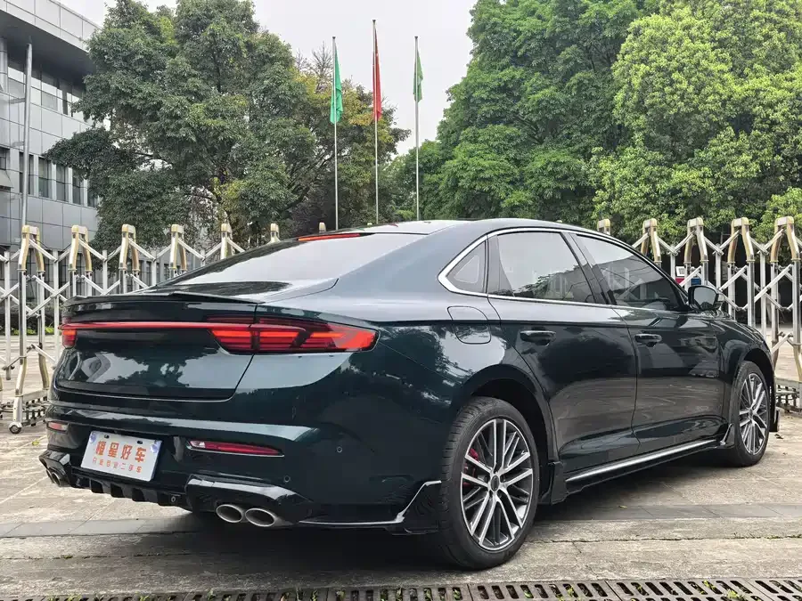 Geely Xingrui Xingrui 2023 2.0TD only available in green version 2022 — миниатюра 2