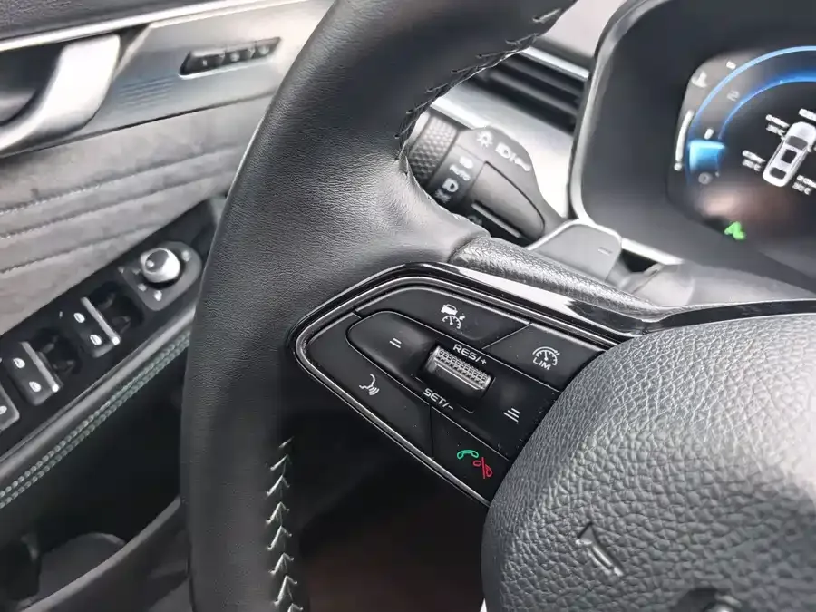 Geely Xingrui Xingrui 2023 2.0TD only available in green version 2022 — миниатюра 4