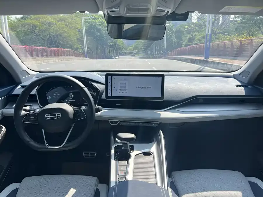 Geely Xingrui Xingrui 2023 2.0TD Premium Edition 2023 — миниатюра 5