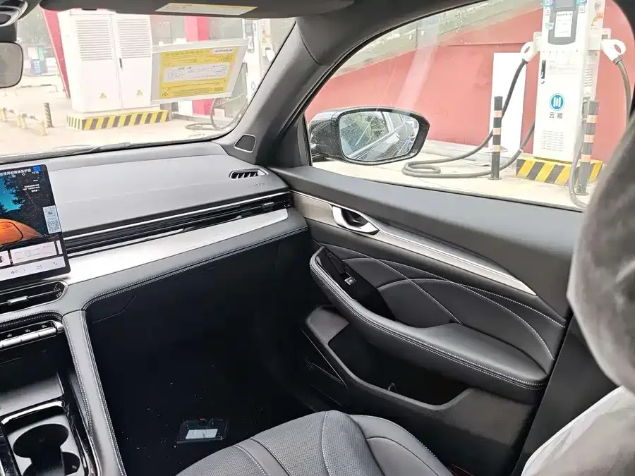 Geely Xingrui Xingrui 2025 Dongfangyao 1.5TD Fuyao Edition 2026 — миниатюра 4