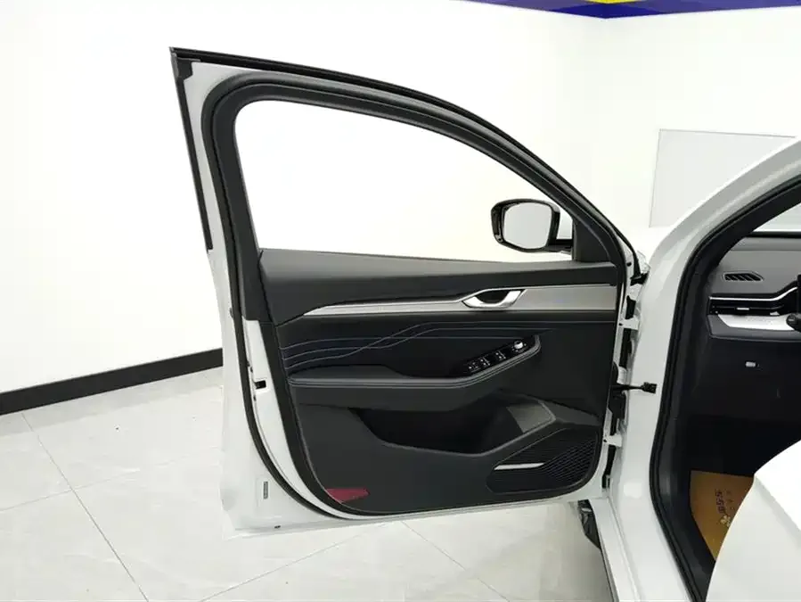 Geely Xingrui Xingrui 2025 Dongfangyao 1.5TD Kunlun Edition 2025 — миниатюра 4