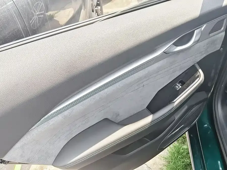 Geely Xingrui Xingrui 2023 2.0TD only available in green version 2023 — миниатюра 3