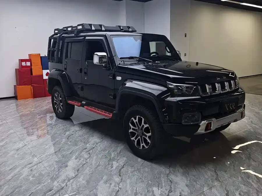 BAIC BJ40 Beijing Off-road BJ40 2023 2.0T Automatic 4WD Touring Tower Champion Edition 2023 — миниатюра 3