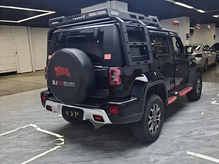 BAIC BJ40 Beijing Off-road BJ40 2023 2.0T Automatic 4WD Touring Tower Champion Edition 2023 — миниатюра 5