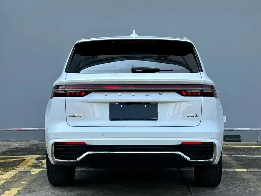 Geely Monjaro Xingyue L 2021 2.0TD DCT EVO 2WD Premium Edition 2022 — миниатюра 2