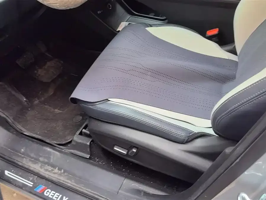 Geely Atlas L Boyue L 2024 1.5TD DCT Premium Edition 2025 — миниатюра 3