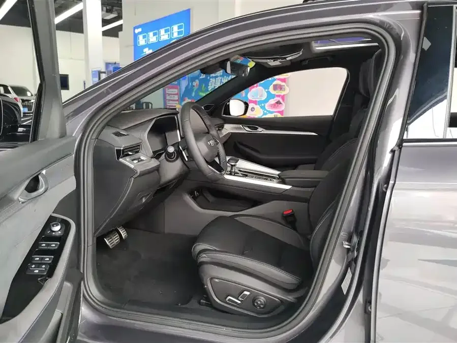 Geely Xingrui Xingrui 2024 2.0TD Qingyun Edition 2024 — миниатюра 3