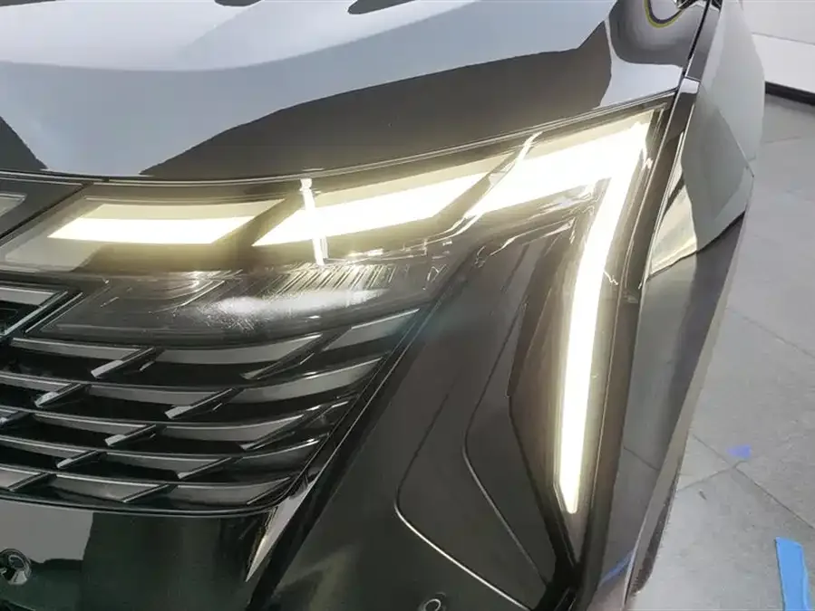 Geely Atlas L Boyue L 2023 1.5TD DCT Premium Edition 2024 — миниатюра 2