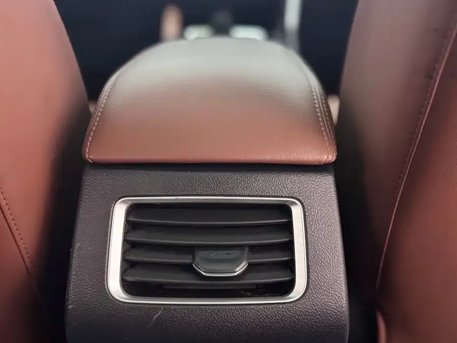 Geely Vision X6 Vision X6 2021 PRO 1.4T Automatic Premium Edition 2022 — миниатюра 4
