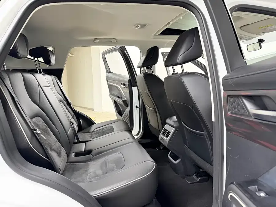 Haval H6 Haval H6 2023 National Fashion Edition 1.5T Automatic Urban Edition 2023 — миниатюра 3