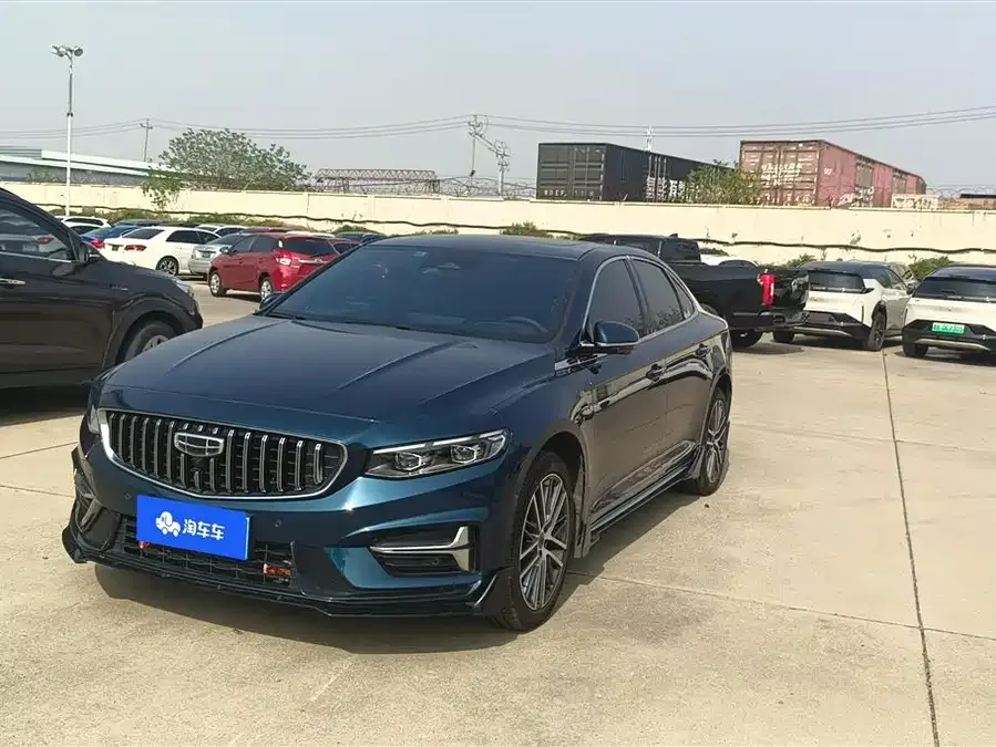 Geely Xingrui Xingrui 2023 2.0TD only available in green version 2023 — фото 1, купить с доставкой в Москву