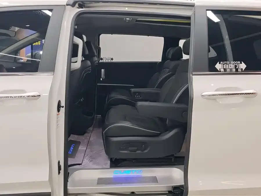 Hyundai Custo Kustu 2022 270TGDi Smart Love Flagship Edition TOP 2024 — миниатюра 5