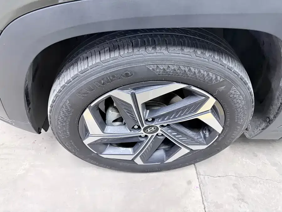 Hyundai Tucson L Tucson 2023 Tucson L 1.5T Automatic 2WD GLX Elite Edition 2023 — миниатюра 2