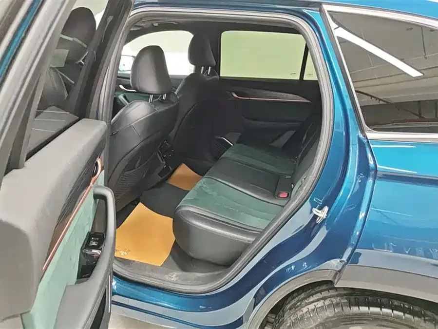 Geely Monjaro Xingyue L 2021 2.0TD High-power Automatic 4WD Flagship Model 2023 — миниатюра 5