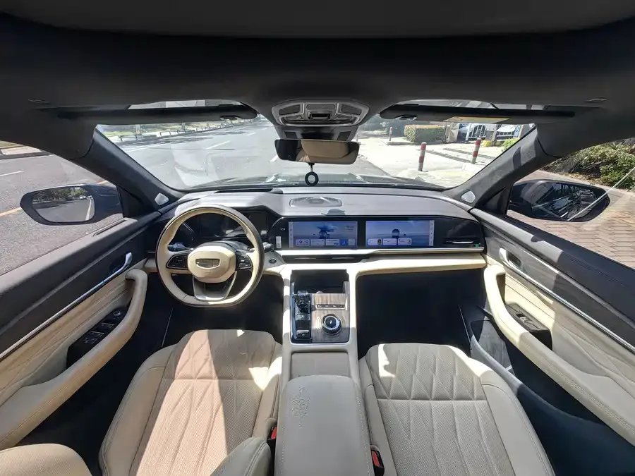 Geely Monjaro Xingyue L 2025 Dongfangyao 2.0TD Automatic Star-gazing Edition 2025 — миниатюра 2