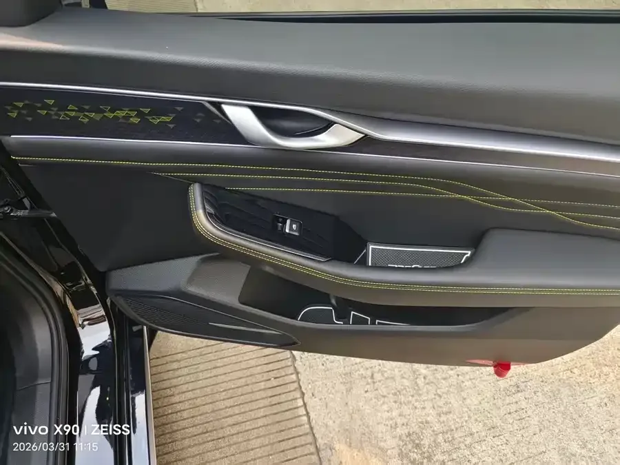 Geely Xingrui Xingrui 2024 1.5TD Longteng Edition 2024 — миниатюра 3