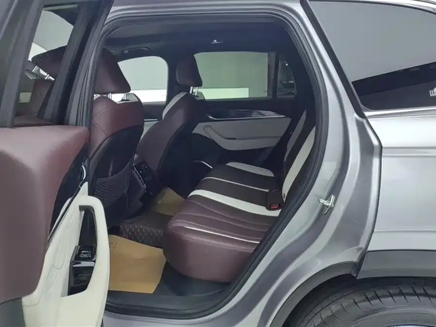Geely Monjaro Xingyue L 2021 2.0TD High-power Automatic 4WD Flagship Model 2022 — миниатюра 5