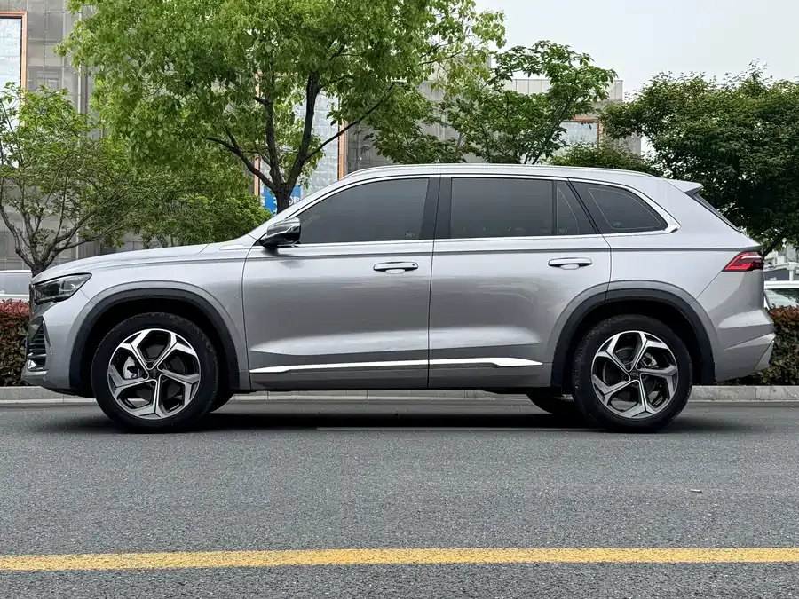 Geely Monjaro Xingyue L 2021 2.0TD DCT EVO 2WD Premium Edition 2022 — миниатюра 2