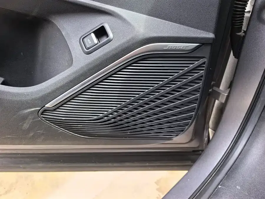 Geely Monjaro Xingyue L 2021 2.0TD DCT EVO 2WD Smart Edition 2022 — миниатюра 3