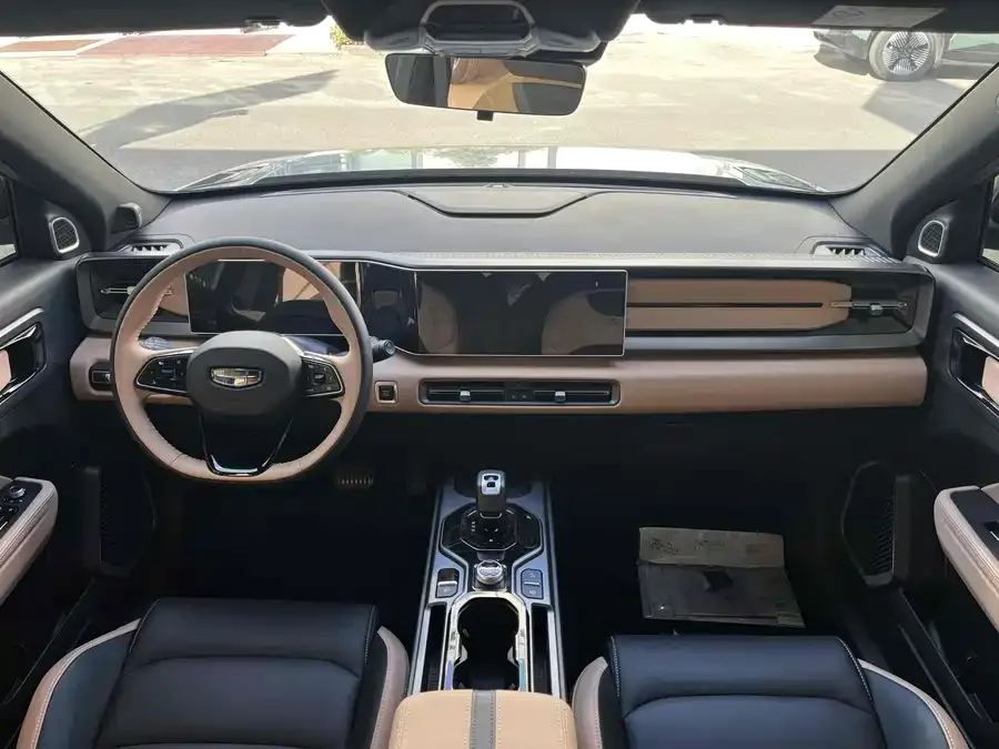 Geely ICON Geely ICON 2023 1.5TD Chocolate Edition 2023 — миниатюра 2