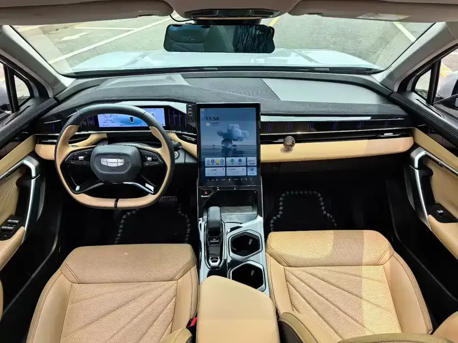 Geely Atlas L Boyue L 2023 1.5TD DCT Premium Edition 2023 — миниатюра 2