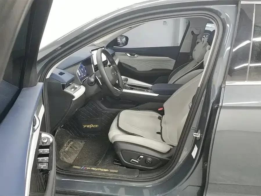 Geely Xingrui Xingrui 2023 2.0TD Premium Edition 2023 — миниатюра 3