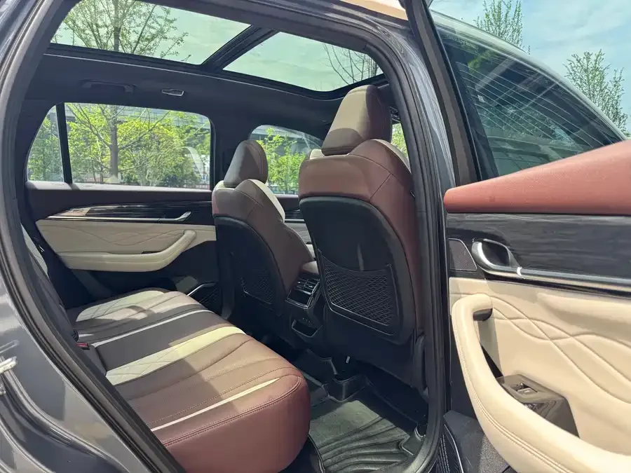 Geely Monjaro Xingyue L 2021 2.0TD DCT EVO 2WD Premium Edition 2022 — миниатюра 5