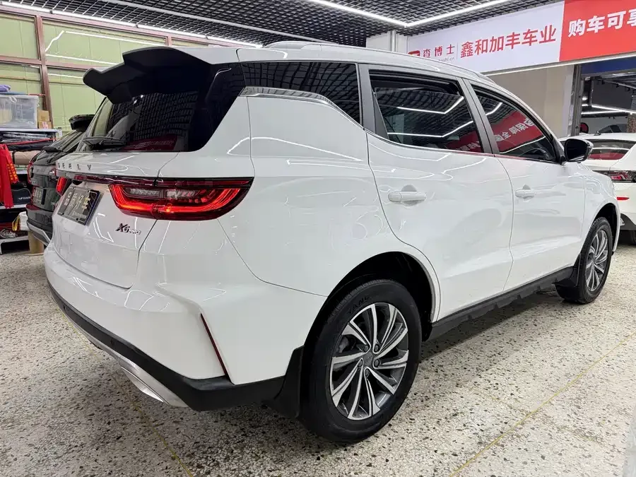 Geely Vision X6 Vision X6 2021 PRO 1.4T Automatic Premium Edition 2023 — миниатюра 2