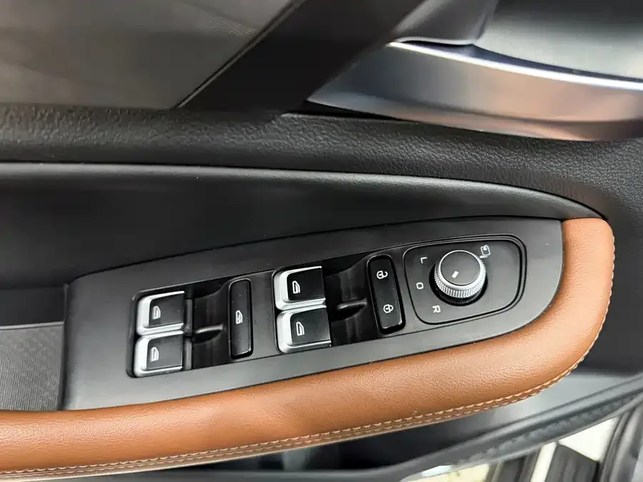Geely Vision X6 Vision X6 2021 PRO 1.4T Automatic Premium Edition 2023 — миниатюра 4