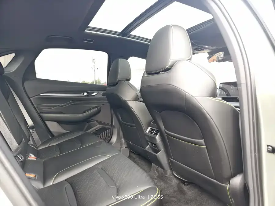 Geely Xingrui Xingrui 2023 1.5TD Kunlun Edition 2023 — миниатюра 3
