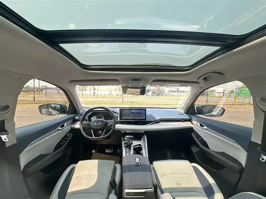 Geely Xingrui Xingrui 2023 2.0TD Premium Edition 2022 — миниатюра 4